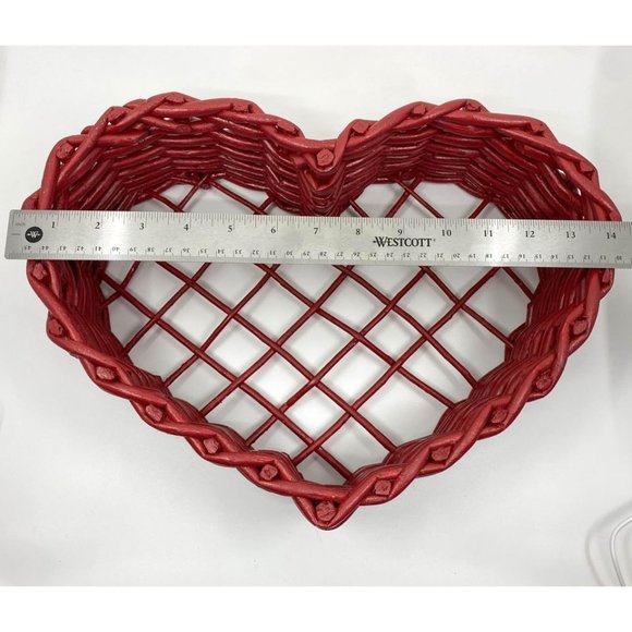 Vintage Wicker Pink Heart Woven Shelf - Picture 7 of 10